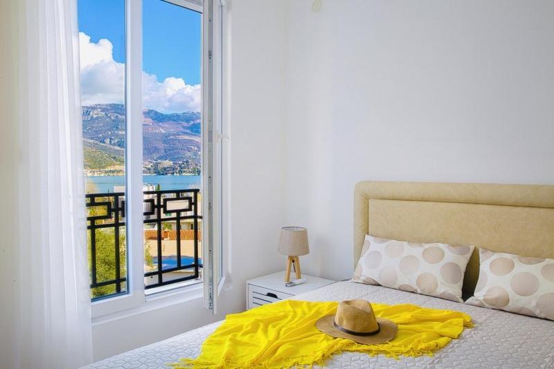 Sunrise Budva Luaran gambar